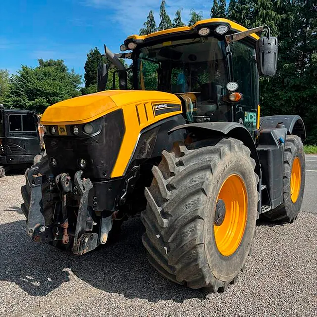 JCB Fastrac 4220